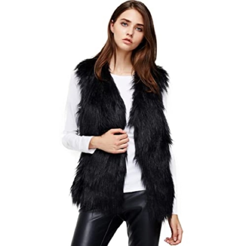 Lanshifei Black Faux Fur Vest